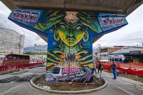 Trece Artistas Urbanos Y Colectivos De La Ciudad Pintaron Murales En