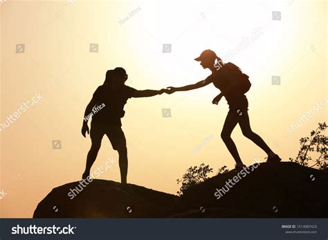 Silhouettes Man Woman Helping Each Other Foto De Stock 1514087423 Shutterstock