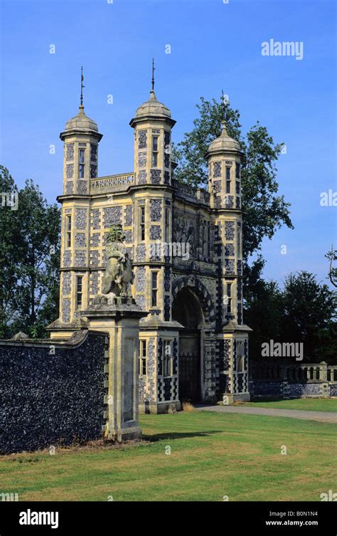 Eastwell Towers Gatehouse Ashford Kent England Uk Stock Photo Alamy