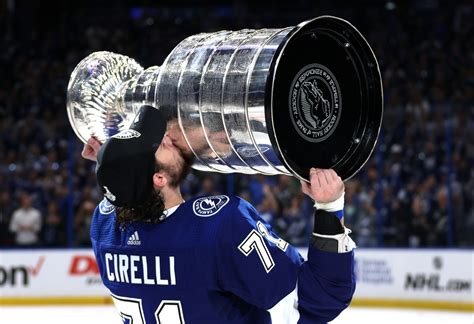 How tall is the Stanley Cup and how much does it weigh? | The US Sun