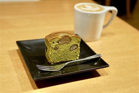 【京都市右京区】秋にぴったりの和スイーツ。『小川珈琲』の抹茶と黒豆のパウンドケーキ♪ 号外net 京都市右京区