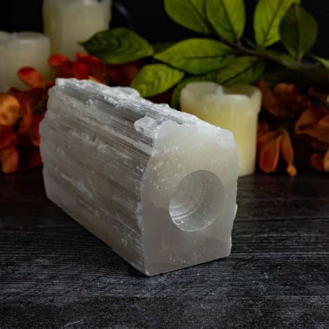 10 Amazing Selenite Crystal Healing Properties Meanings And Uses