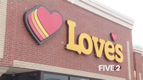 Newest 'Love's' gas station in Springfield opens