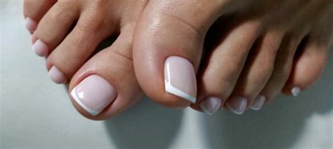 Latest Milky White Pedicure Designs To Try In