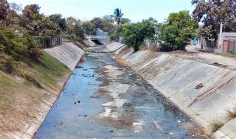 Limpian Y Desazolvan Drenes Para Prevenir Inundaciones En Elota H