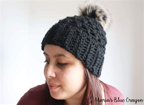 Chunky Crochet Beanie with Pom Pom - Free Crochet Hat Pattern - Maria's ...