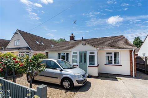 Long Furlong Road Sunningwell Ox13 2 Bed Detached Bungalow For Sale