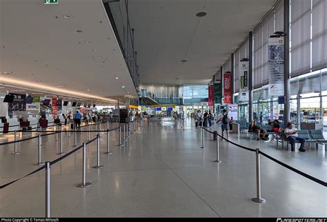 Graz Thalerhof Terminal Photo By Tomas Milosch ID 1620679