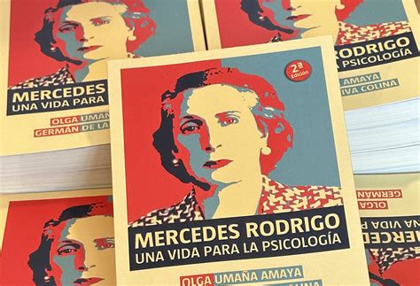 PRESENTA LIBRO MERCEDES RODRIGO 8 COPCantabria Colegio Oficial De