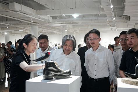 2023东亚文化之都·中日韩雕塑邀请展首展（青岛站）开幕 中国旅游新闻网