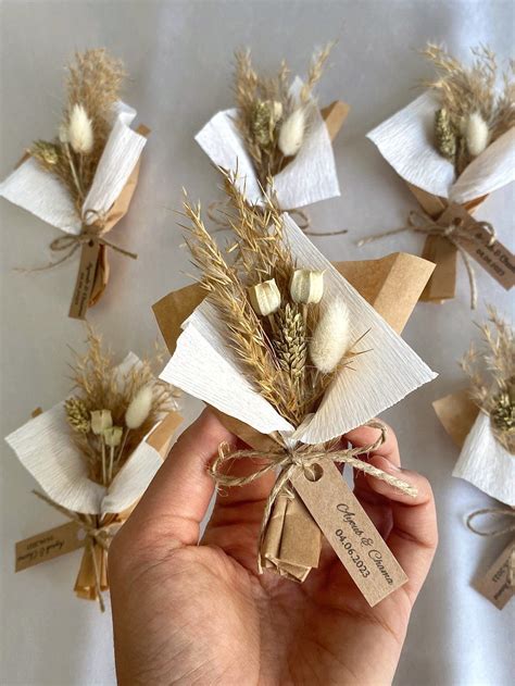 Rustic Wedding Magnet Favors Mini Dry Bouquet Favors Etsy