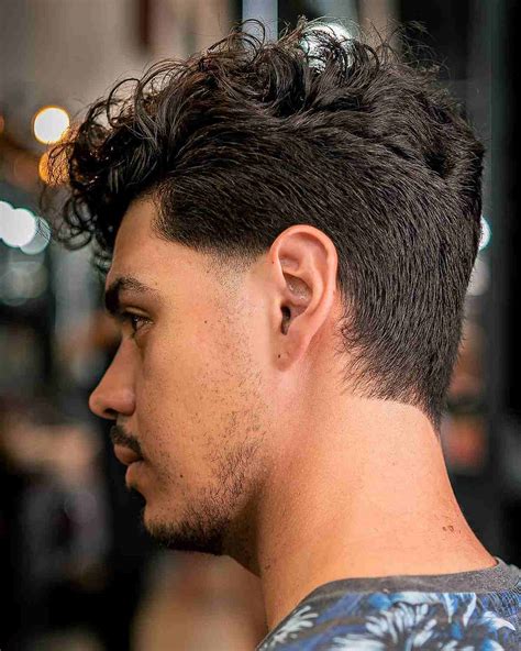 Wavy Hair Men Side Part