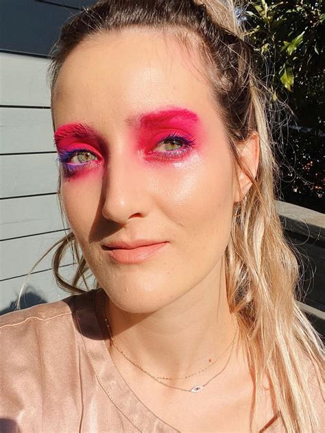 The 18 Coolest Pink Eyeshadow Looks And How To Create Them Who What Wear Uk