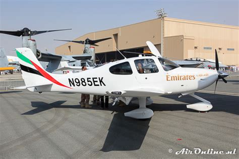 21012016 Emirates Kiest Voor Cirrus Sr22 Als Opleidingstoestel