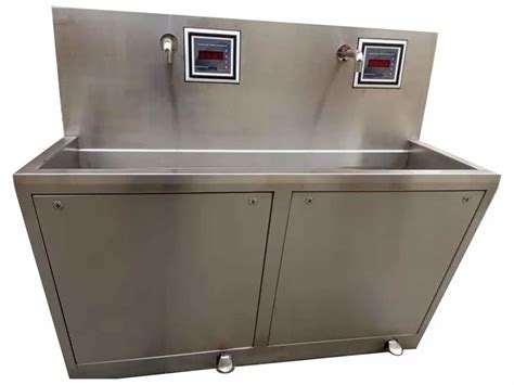 Single Station Silver Stainless Steel Surgical Scrub Sink Size