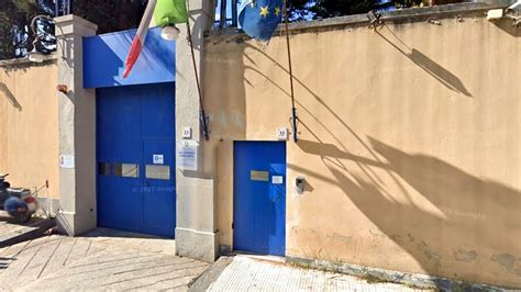 Barcellona Pozzo Di Gotto Detenuto Palermitano Fugge Dal Carcere Ma