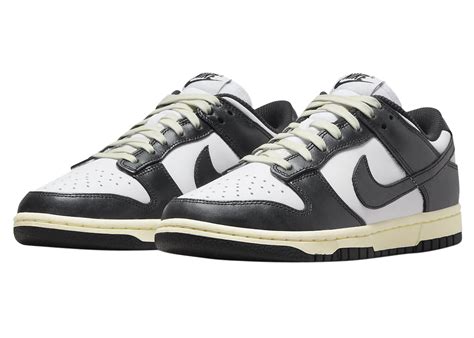 Buy Nike Dunk Low Wmns Vintage Panda Kixify Marketplace