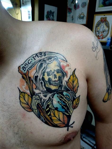 Tatuaje del artista Mexicano Garo Lozada skull Tatuajes y más