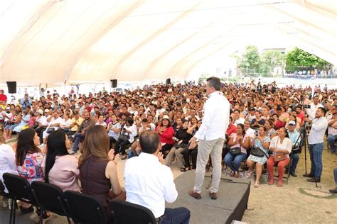 Inaugura Rutilio Escand N Reconversi N Del Centro De Salud De La