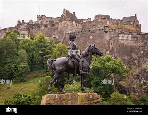 Edinburgh Scotland Europe Monument To The Royal Scots Greys In