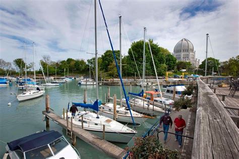 Guide to Wilmette | Places to travel, Chicago apartment, Places