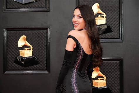 Olivia Rodrigo Goes Goth In A Black Corset Dress At The Grammys