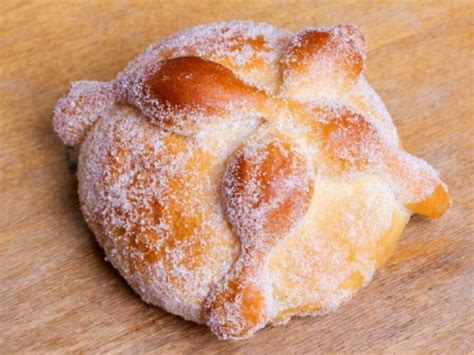 Receta De Pan De Muerto De Yema