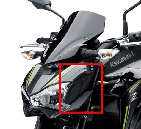 Kawasaki Z To Carbon Fibre Headlight Side Cowling Trim In