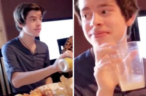 Hilarious Gay Tweets From This Week