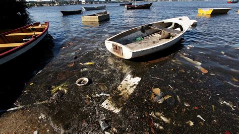 Sailors to navigate dirty water in Rio