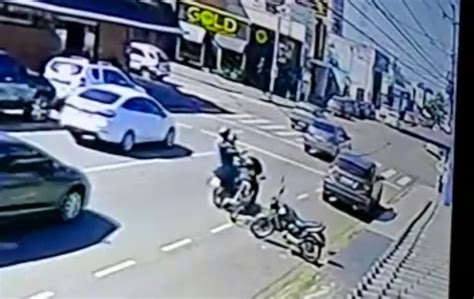 Atualizada V Deo Mostra Dupla Executando Homem Na Avenida Abun News