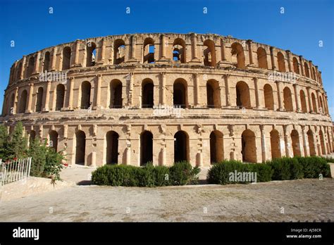 el jem roman amphitheatre tunisia stock photo alamy