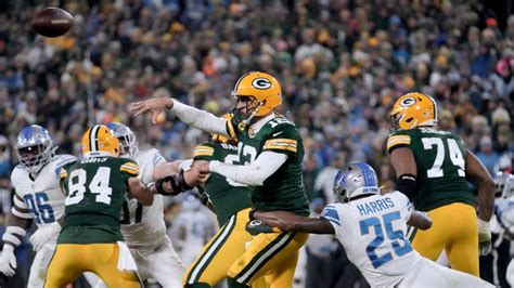 Aaron Rodgers Green Bay Packers Miss Nfl Playoffs Spot After