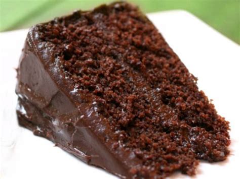 Bolo de chocolate húmido e fofo Receita Petitchef