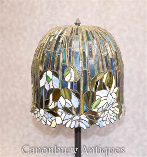 Art Nouveau Tiffany Lamp Table Light