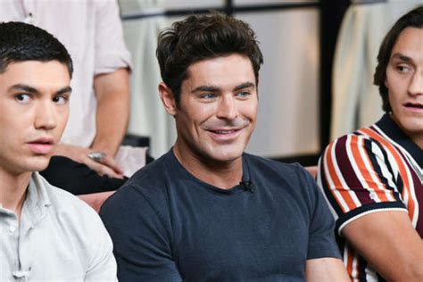 Zac Efron Méconnaissable Lacteur Aurait Il Eu Recours à La Chirurgie