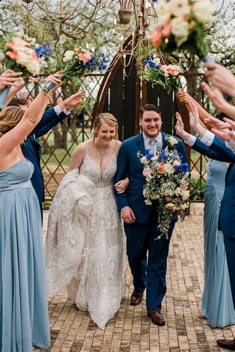 Melanie & Brendan // Legacy Ranch Wedding Chapel — Dreamy Elk ...