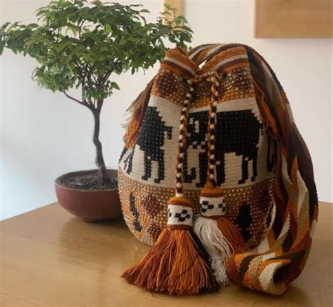 Hecho a mano auténtico Wayuu Mochila de Colombia Es único Colores