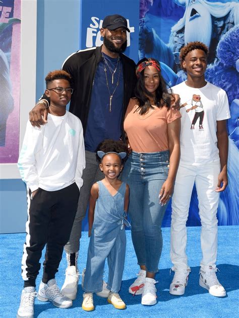 Lebron James S Daughter Zhuri Is Pure Black Girl Magic Essence