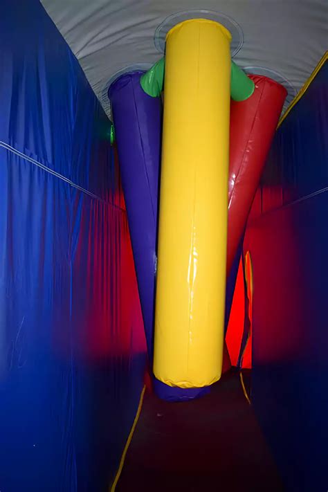 Inflatable Maze Rental From Jumpin Jiminy