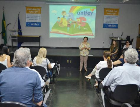 Fev Apresenta Novo Material Did Tico Do Sistema Unifev De Ensino Unifev