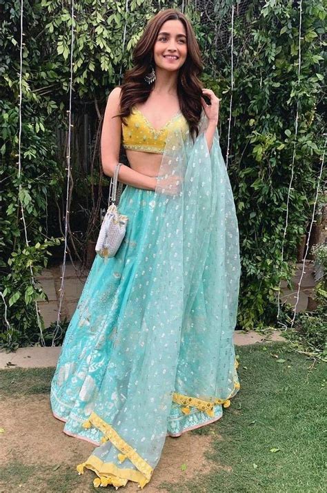 50 Shades Of Bollywood Actresses In Lehenga Beautiful In Ethnic Wear