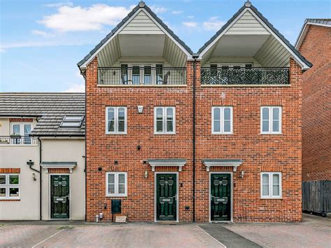 Bed Terraced House For Sale In Grove Street Castleford West