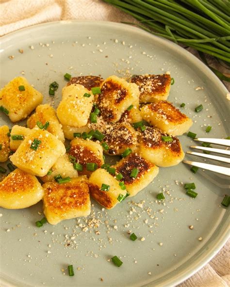 Easy Vegan Gnocchi Recipe - 3 Simple Ingredients, Endless Pleasure!