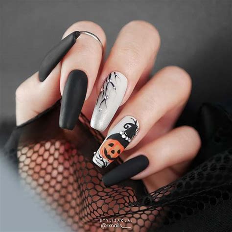 23 Most Beautiful Halloween Acrylic Nails – StayGlam