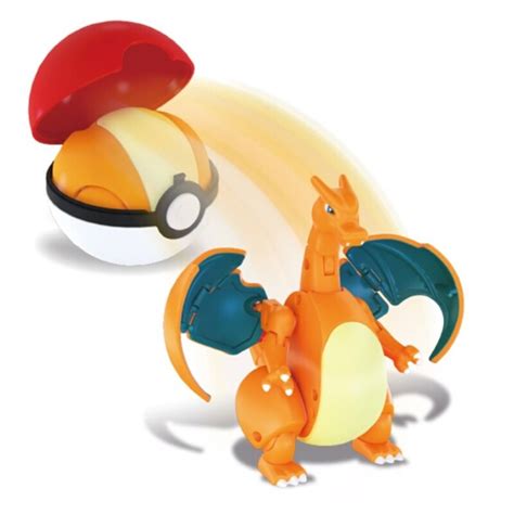 Articulated Charizard and his pokeball Pokémon Figure Action Toy