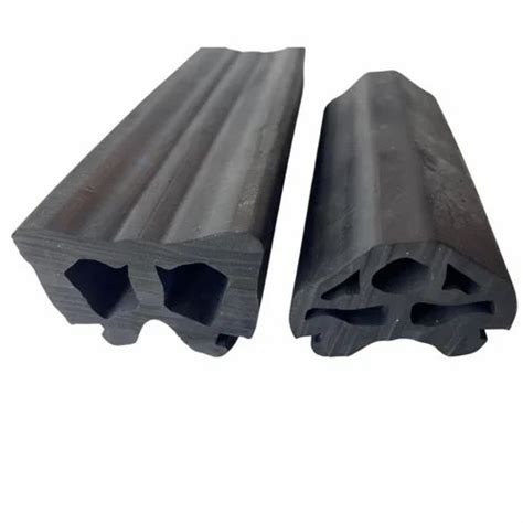 EPDM RUBBER PROFILE FOR AC COACH DOOR METRO Packaging Type Packet At