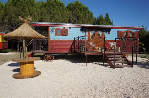 Roulottes en Camargue pour un séjour insolite et irrésistible