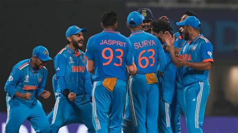 IND vs SA Highlights: Kohli's Birthday Ton, Jadeja's Five-Fer Help India Crush South Africa - News18