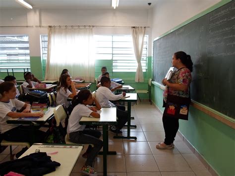 SALA DE LEITURA ESCOLA JOÃO MARCIANO DE ALMEIDA